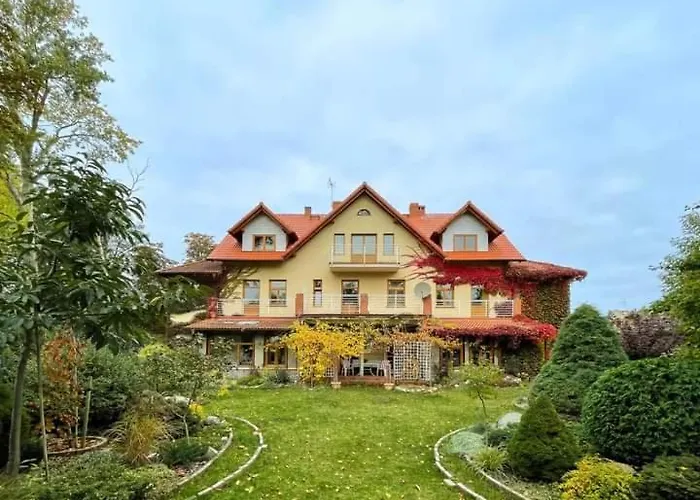 Guest house Labedz 3*